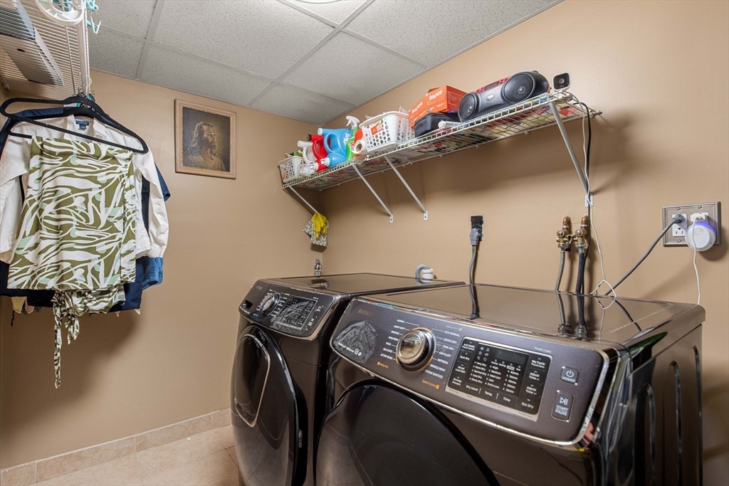 276 Spring Street Boston, MA 02132 - Photo 9 of 40 Gallery Image 9