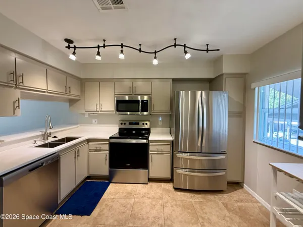 $1,695 | 1600 Woodland Drive, Unit 8206, Rockledge, FL 32955