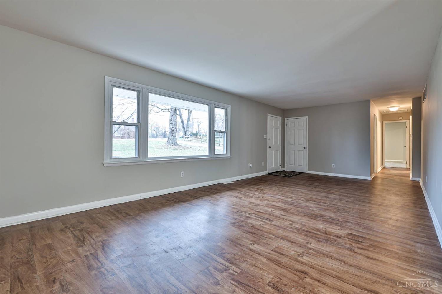 8798 Wuest Road Cincinnati, OH 45251 - Photo 8 of 41 Gallery Image 8