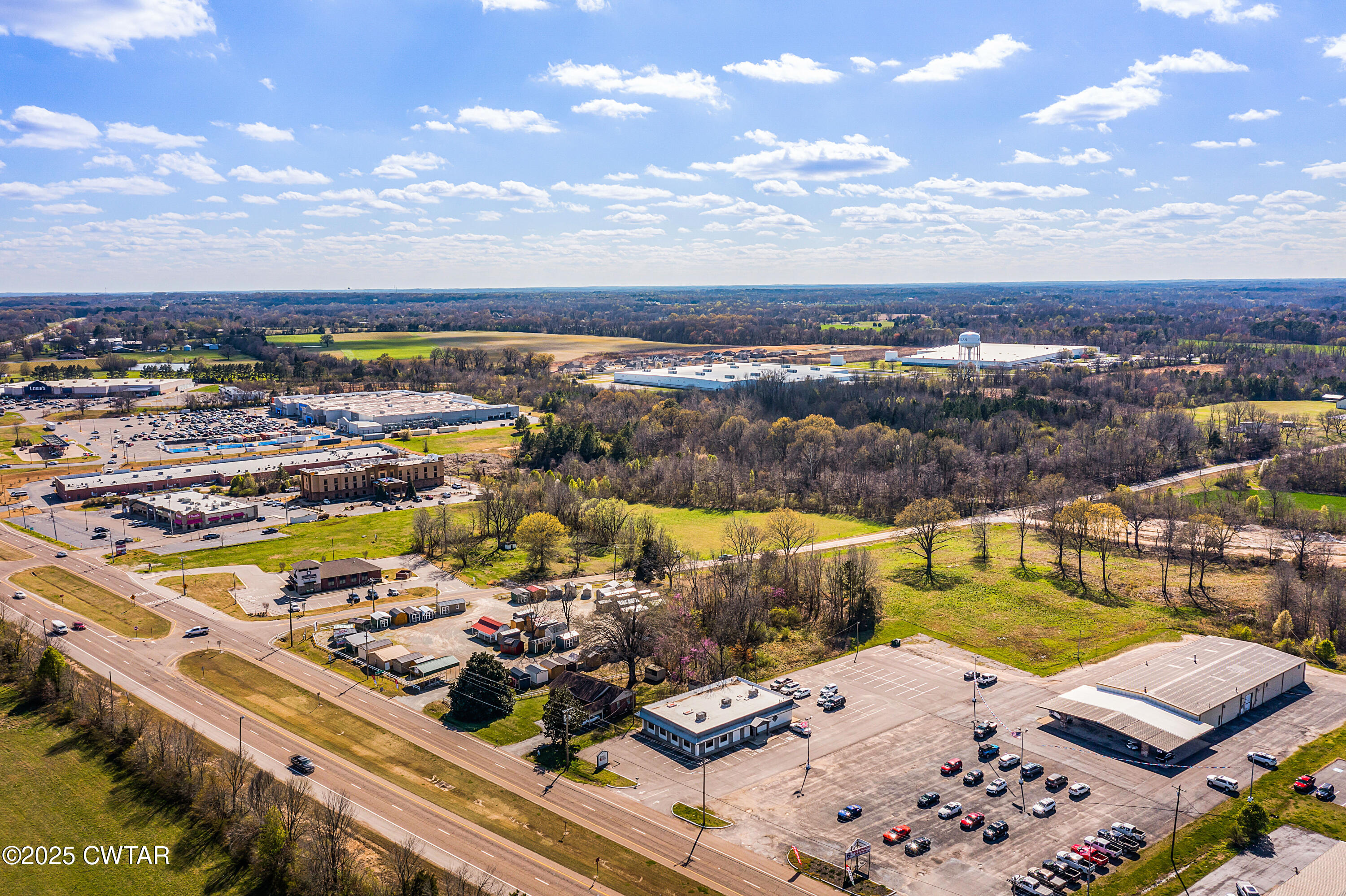 0 South First And Graball Street Milan, TN 38358 - Photo 4 of 9 a view of a city