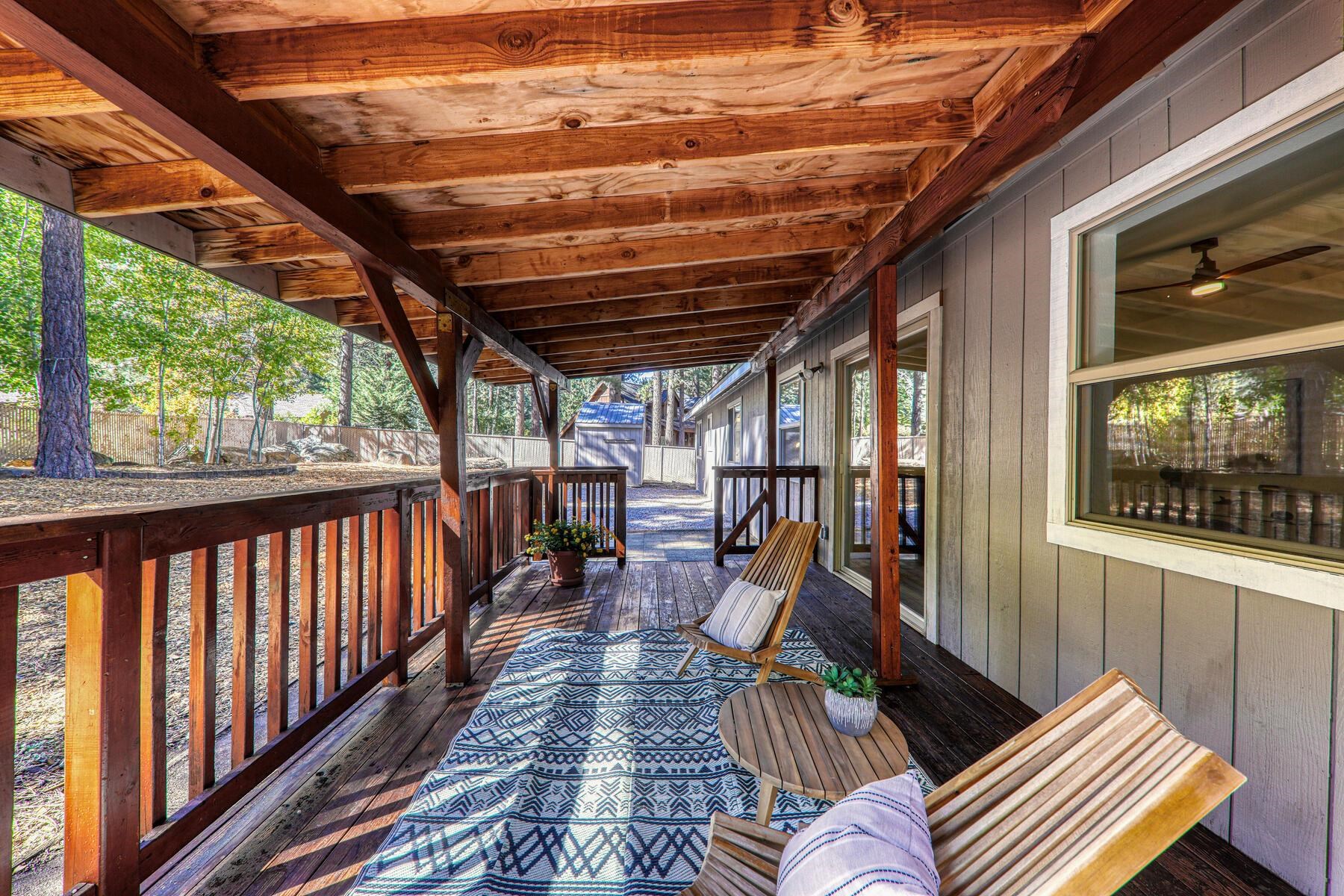 10537 Stone Pine Road Truckee, CA 96161 - Photo 22 of 27 Gallery Image 22