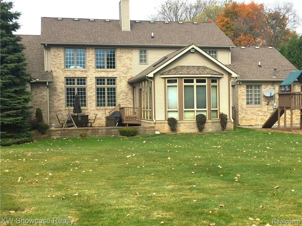 44969 West 11 Mile Road Novi, MI 48375 - Photo 18 of 18 IMG_2527.jpg