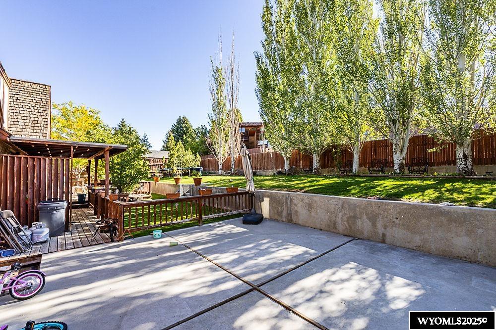 2058 Skyview Street Rock Springs, WY 82901 - Photo 7 of 50