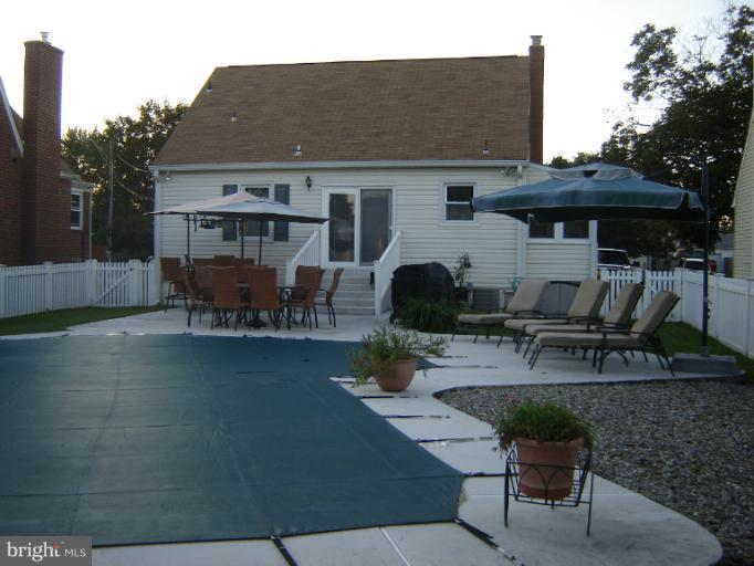 161 Meadow Road Pasadena, MD 21122 - Photo 14 of 21 in-ground pool