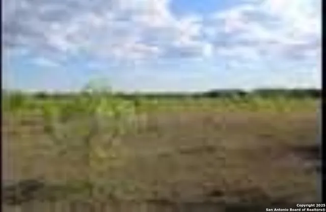 $95,000 | 245 County Road 356, Utopia, TX 78884