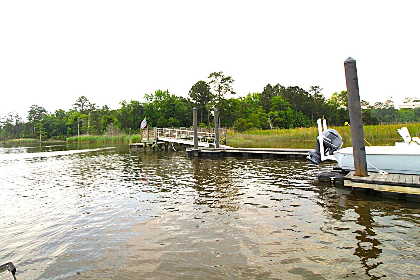 270 Crescent Drive Georgetown, SC 29440 - Photo 10 of 19