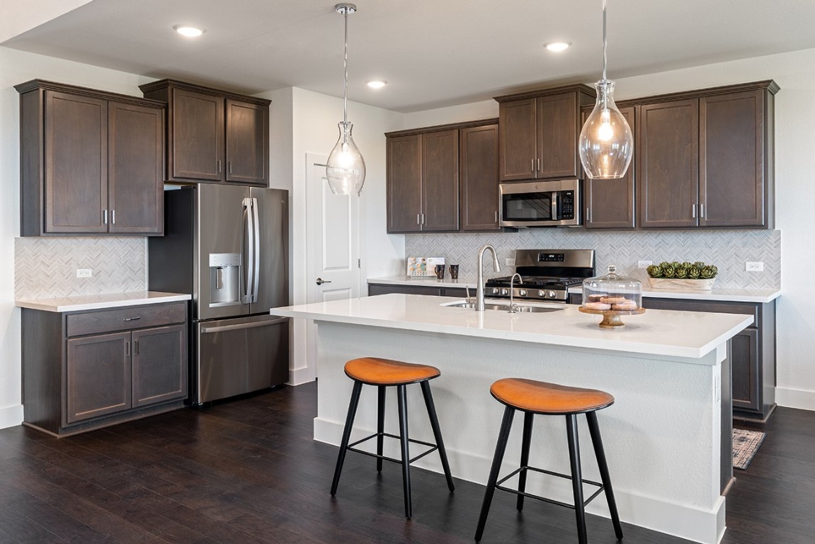 304 Stinchcomb Road Hutto, TX 78634 - Photo 7 of 23 304 Stinchcomb Road