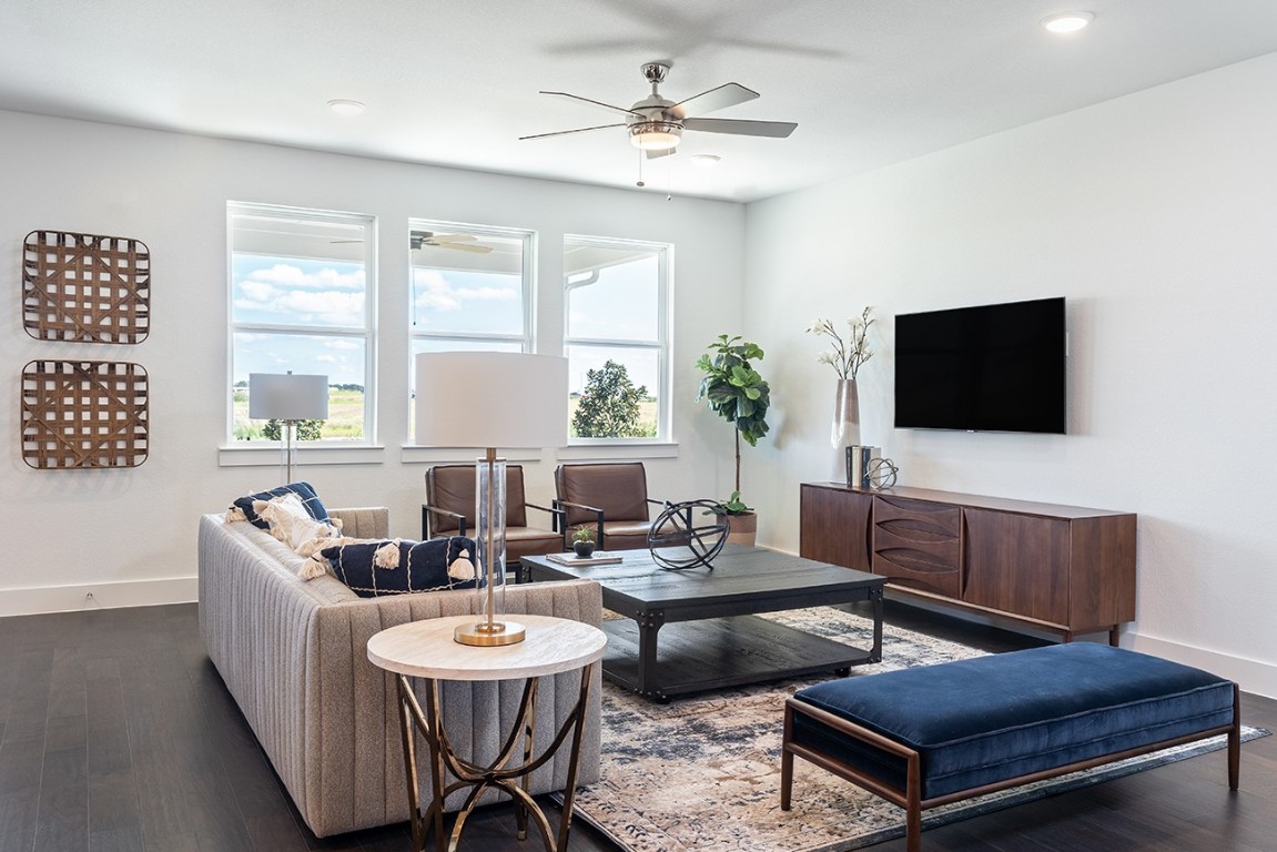 304 Stinchcomb Road Hutto, TX 78634 - Photo 8 of 23 304 Stinchcomb Road