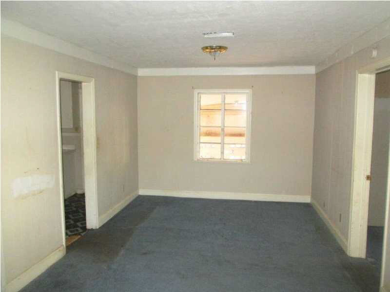 137 Del Rio Street Jackson, MS 39206 - Photo 3 of 9 Photo 3