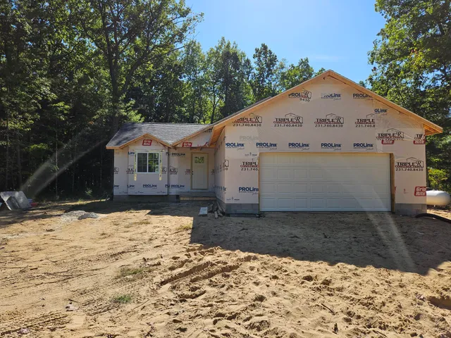 $299,900 | 7445 Sweeter Road, Twin Lake, MI 49457
