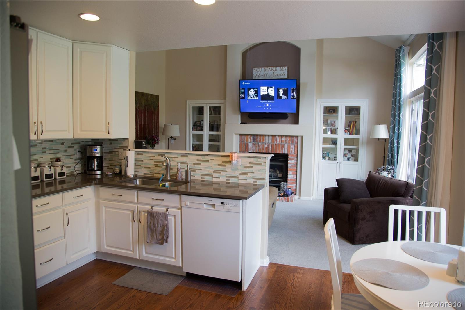 9943 Silver Maple Road Highlands Ranch, CO 80129 - Photo 3 of 19 Gallery Image 3
