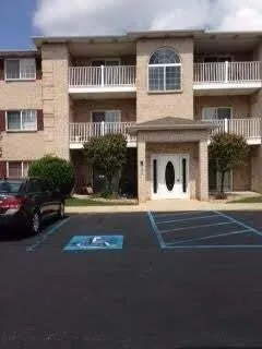 $184,000 | 2009 West 75th Place, Unit 35, Merrillville, IN 46410