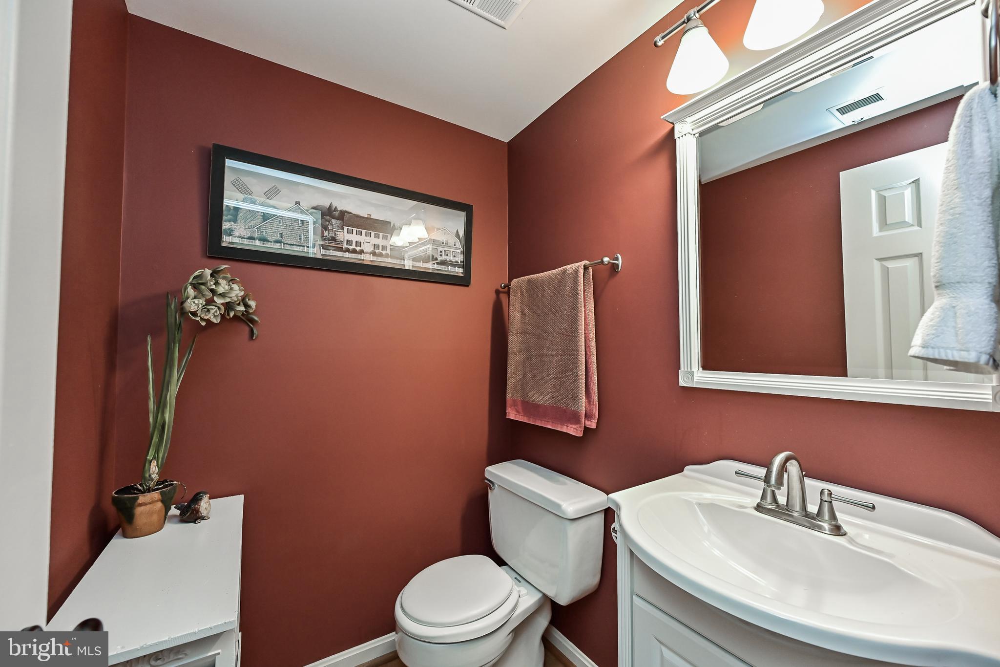 9028 Rosewall Court Springfield, VA 22152 - Photo 24 of 42 Gallery Image 24