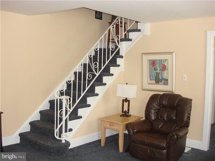 7605 Parkview Road Upper Darby, PA 19082 - Photo 2 of 13 Living Room