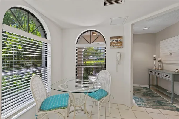 $9,500 | 595 Serendipity Drive, Unit 595, Naples, FL 34108