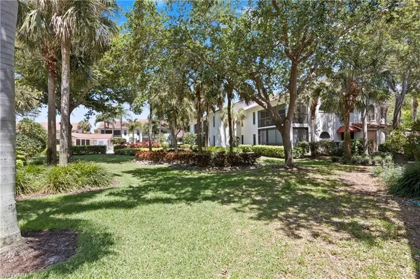 $9,500 | 595 Serendipity Drive, Unit 595, Naples, FL 34108