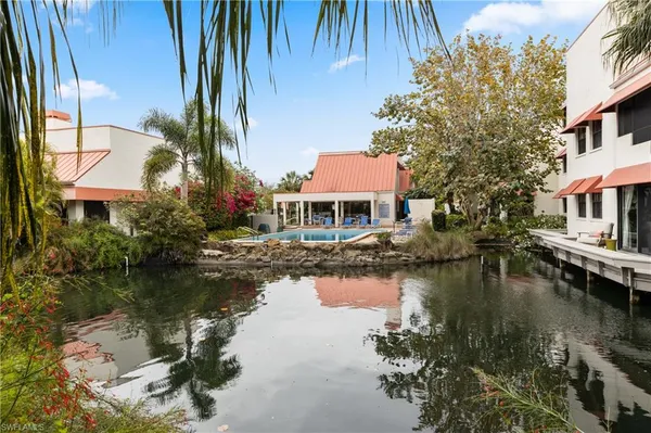 $9,500 | 595 Serendipity Drive, Unit 595, Naples, FL 34108