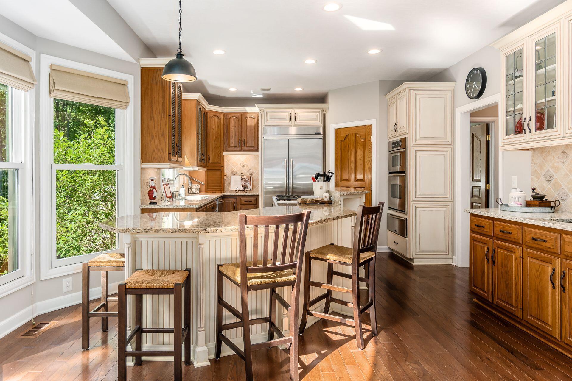 7380 Red Bank Road Westerville, OH 43082 - Photo 45 of 84 Eat in kitchen