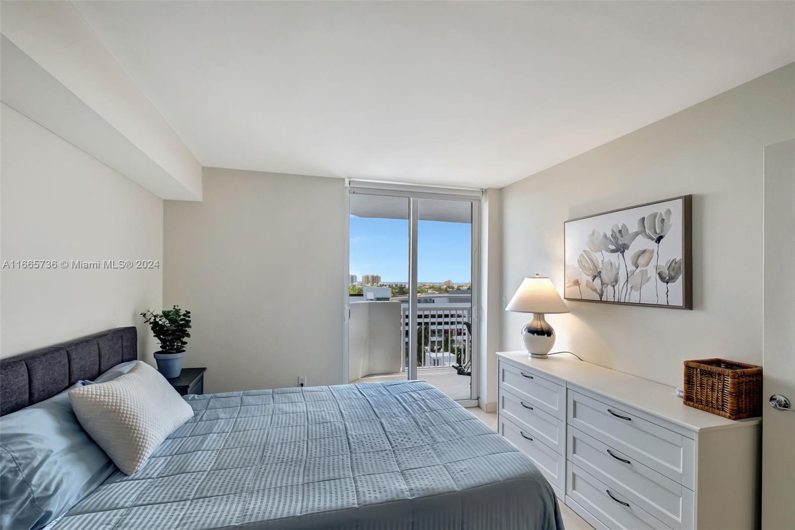 1621 Bay Road, Unit 1105 Miami Beach, FL 33139 - Photo 13 of 25