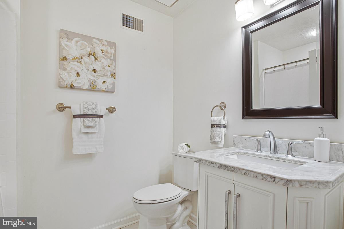 8401 Triple Crown Road Bowie, MD 20715 - Photo 29 of 44 Nicely updated full bath