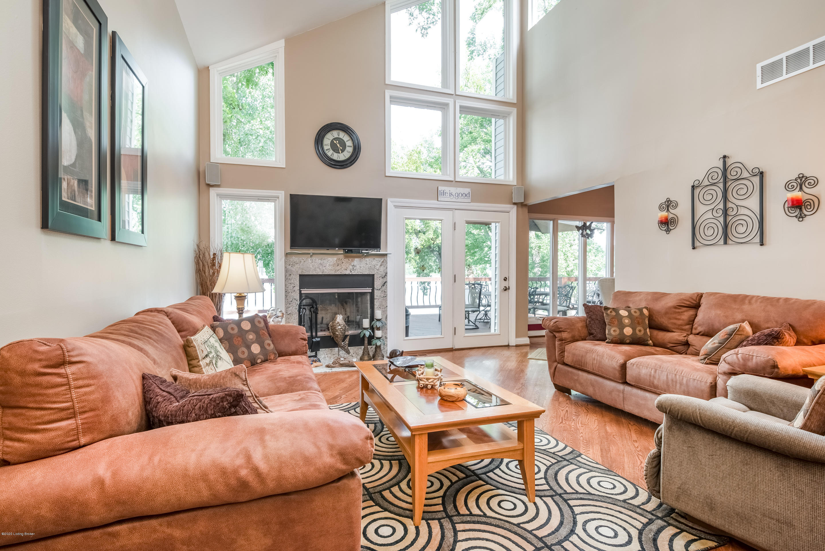 1626 Riverside Drive Prospect, KY 40059 - Photo 2 of 25 A RD Great Room