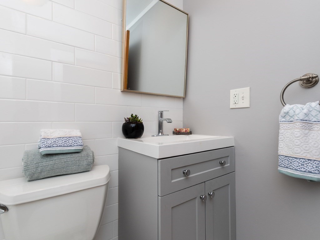 28 Newbern Street, Unit 1 Boston, MA 02130 - Photo 12 of 23 Gallery Image 12