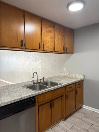 $1,250 | 1455 Bent Willow Drive, Unit B, Tallahassee, FL 32311