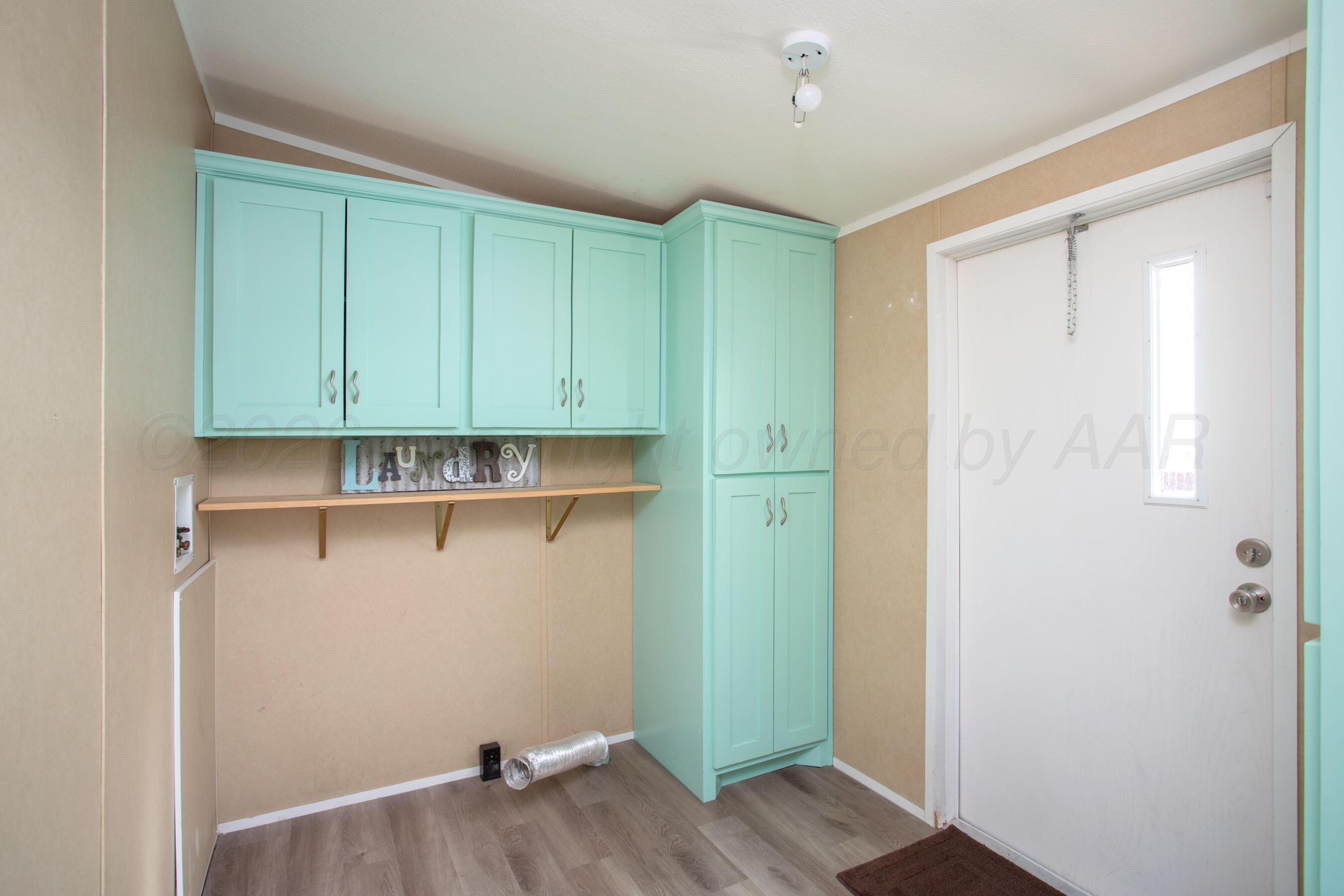 7460 Sabre Trail Amarillo, TX 79124 - Photo 19 of 55 LAUNDRY