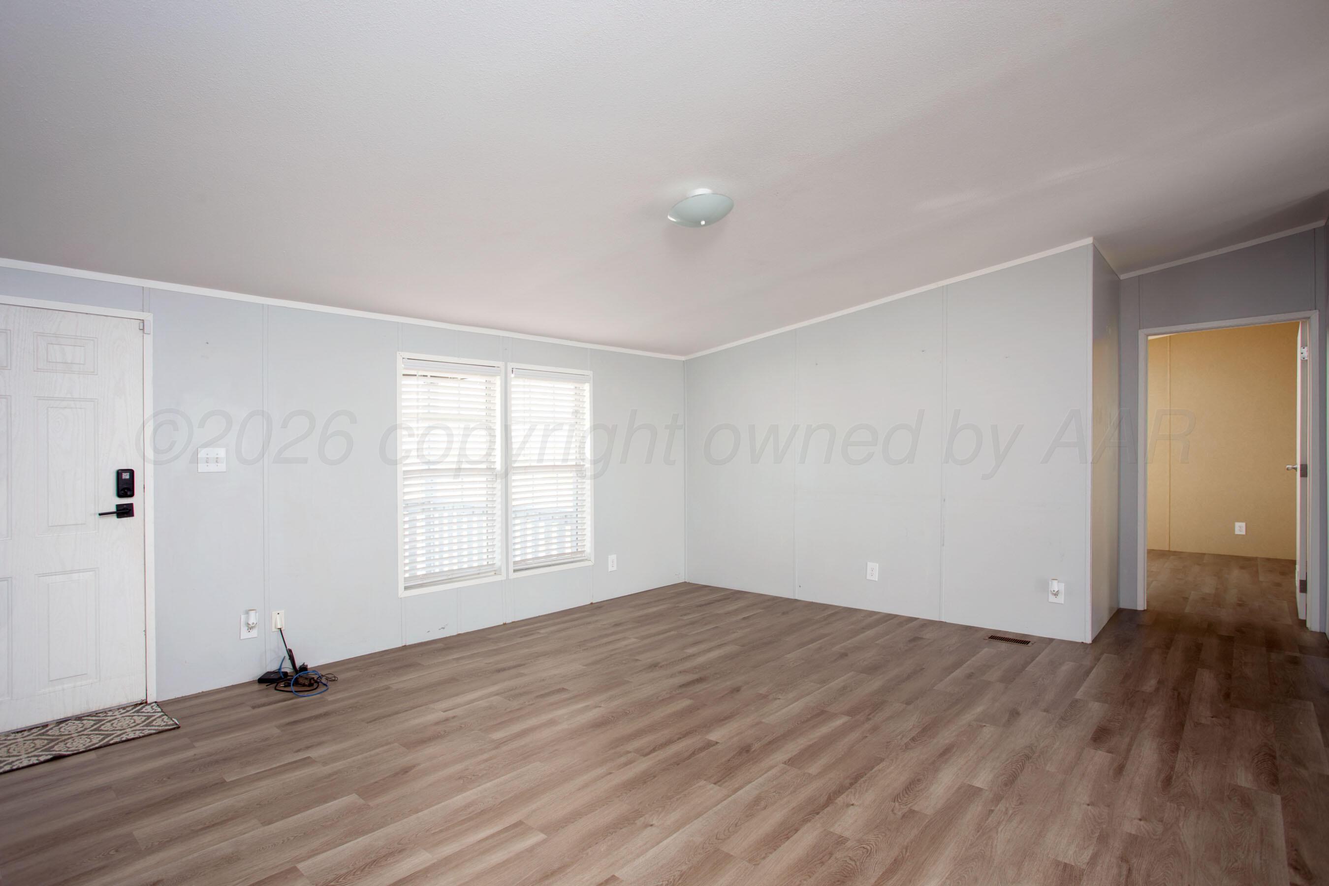 7460 Sabre Trail Amarillo, TX 79124 - Photo 8 of 55 LIVING ROOM