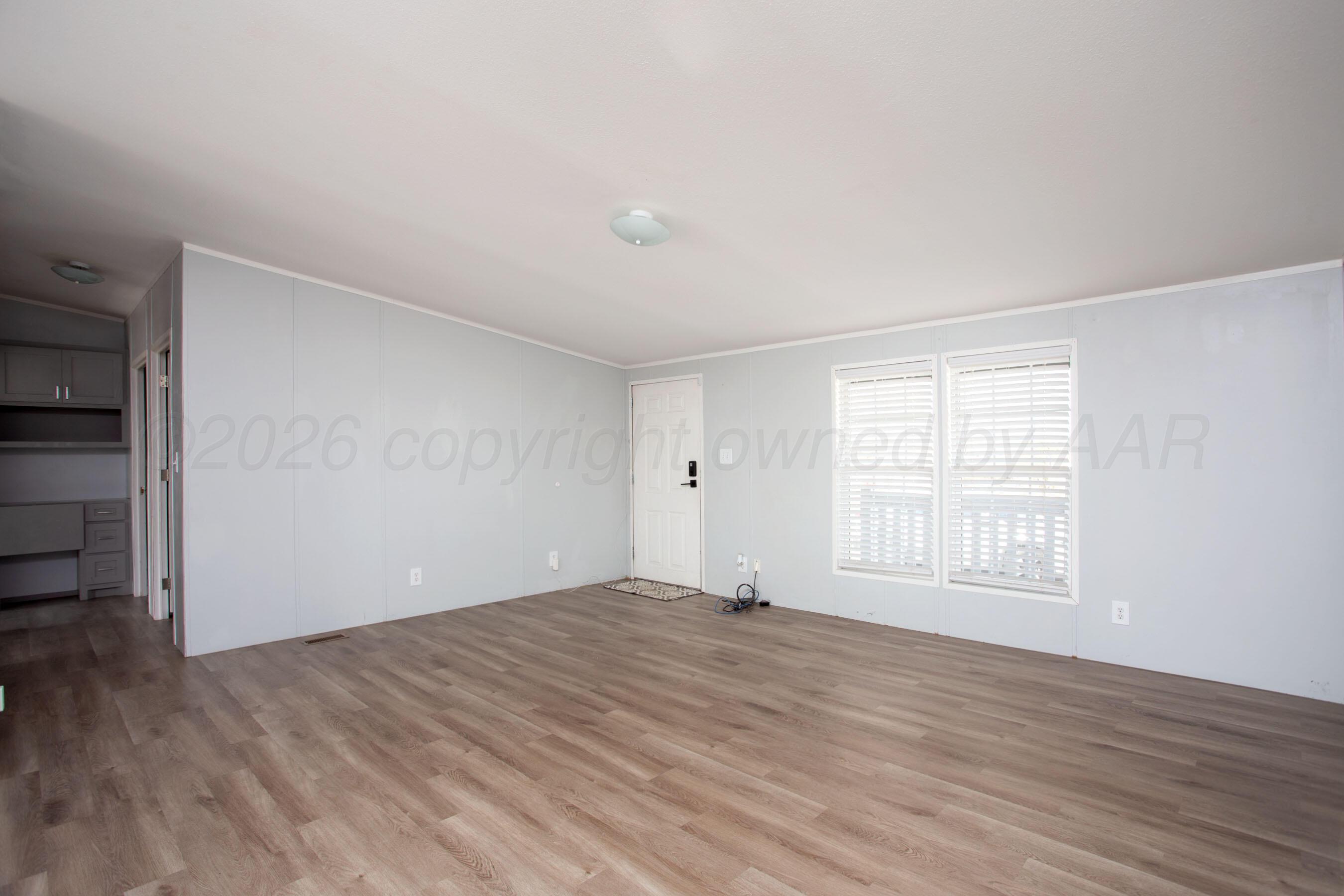 7460 Sabre Trail Amarillo, TX 79124 - Photo 9 of 55 LIVING ROOM