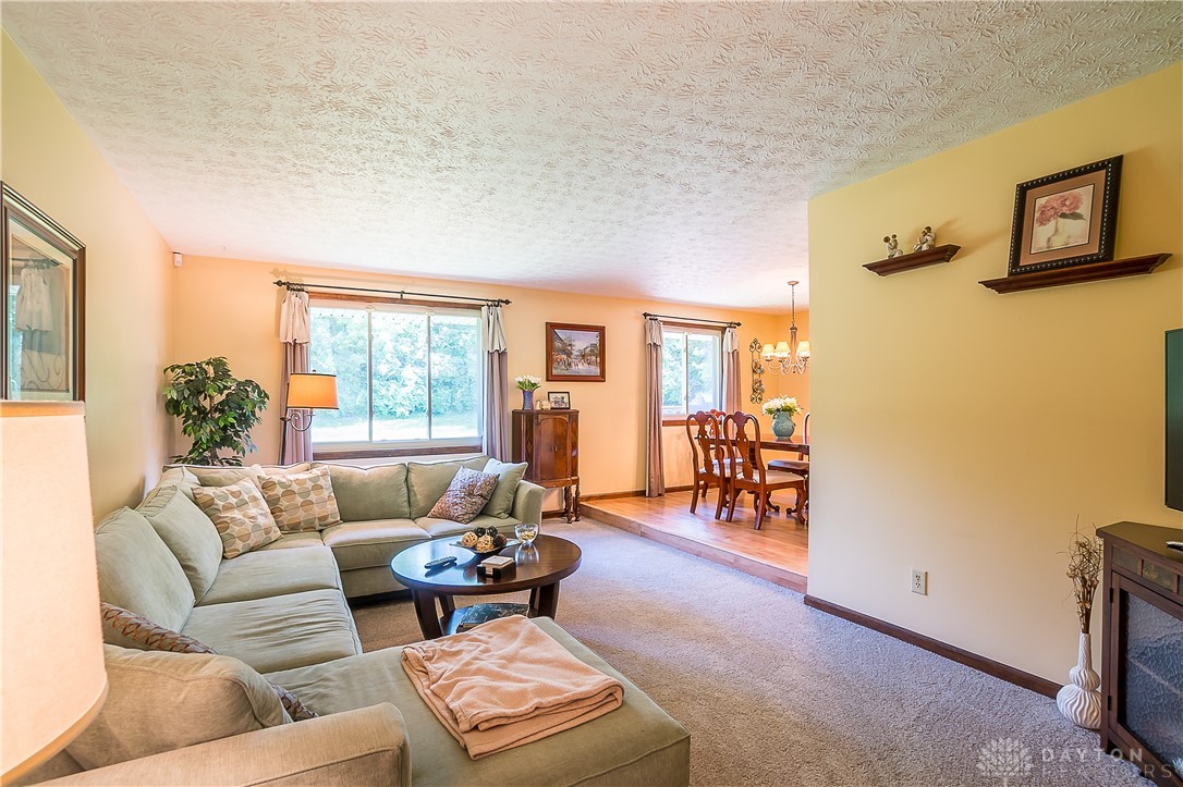 1175 Ambridge Road Centerville, OH 45459 - Photo 17 of 32 Gallery Image 17