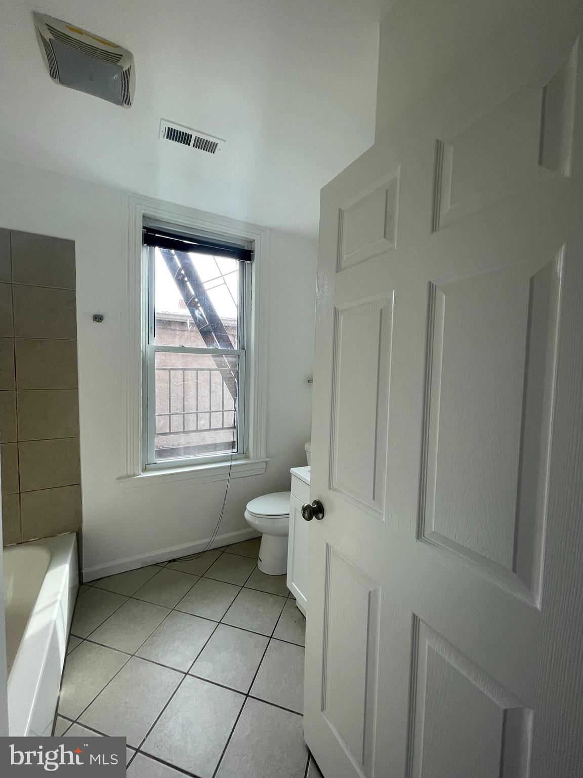 1426 McCulloh Street, Unit 2 Baltimore, MD 21217 - Photo 9 of 25