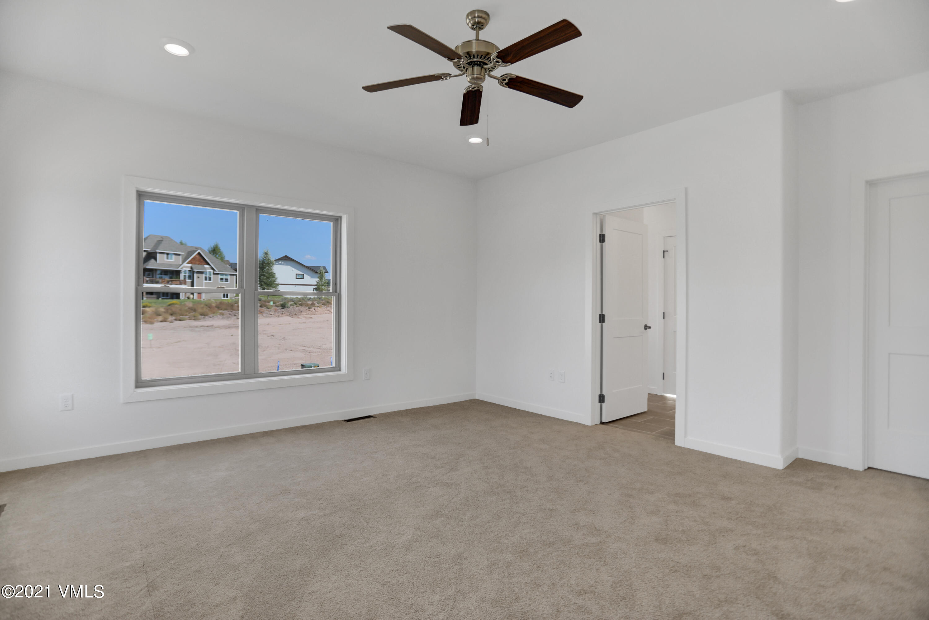 265 Bowie Road Gypsum, CO 81637 - Photo 21 of 40 Master Bedroom (2)