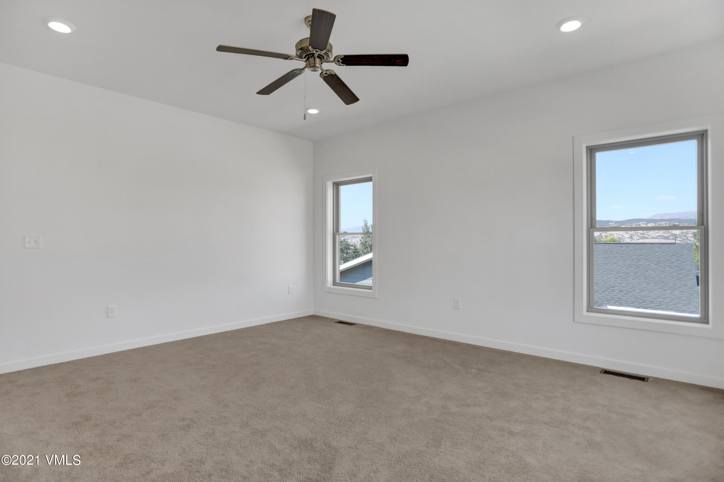 265 Bowie Road Gypsum, CO 81637 - Photo 23 of 40 Master Bedroom