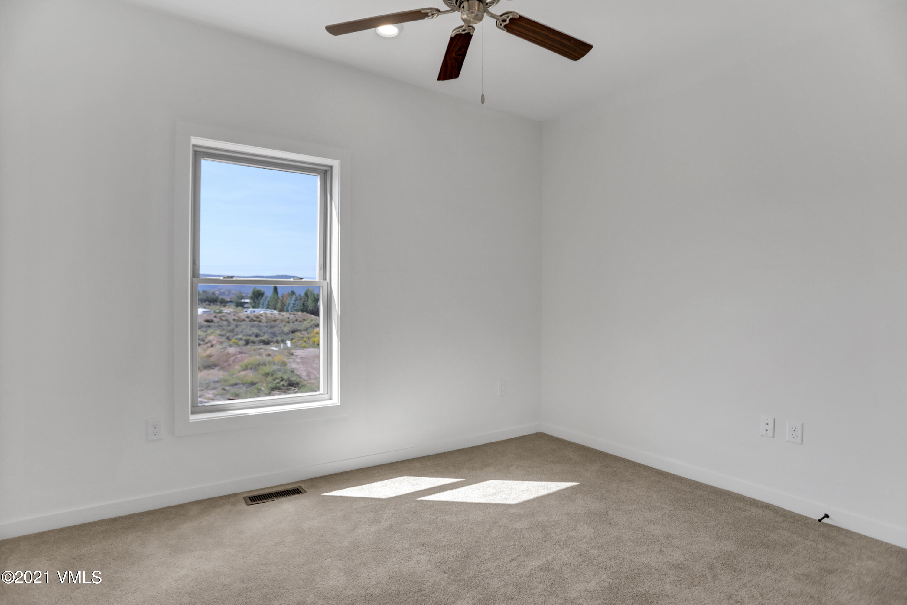 265 Bowie Road Gypsum, CO 81637 - Photo 31 of 40 Bedroom 2