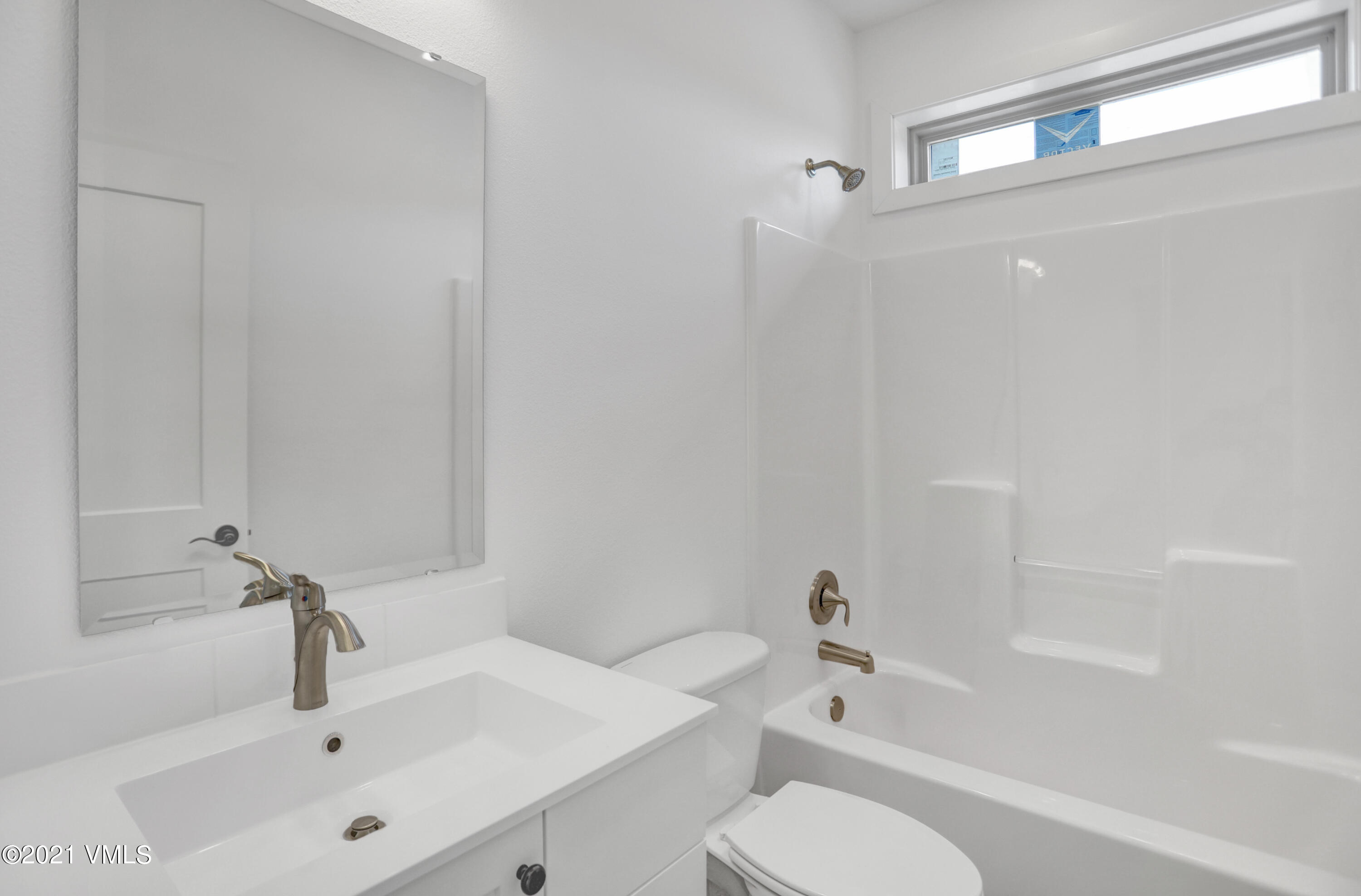 265 Bowie Road Gypsum, CO 81637 - Photo 38 of 40 Bathroom 1