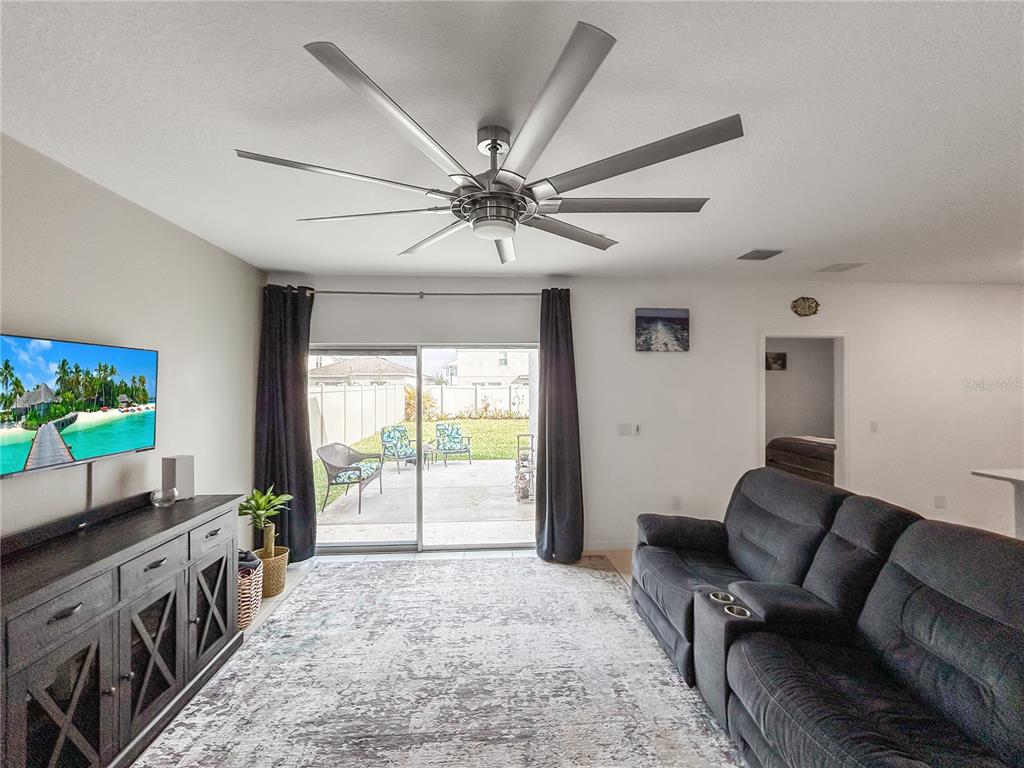 6312 Milestone Loop Palmetto, FL 34221 - Photo 6 of 47