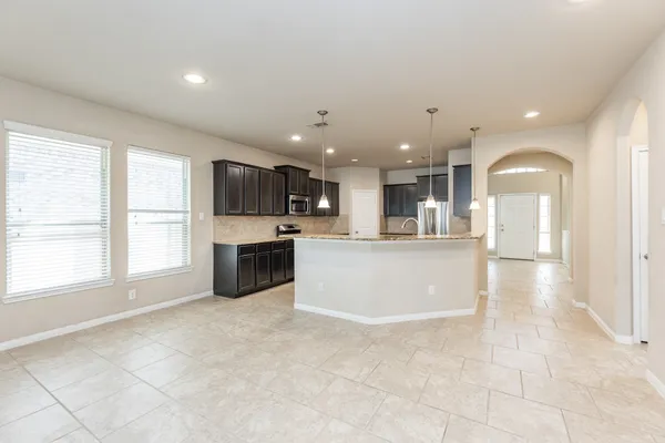 $2,500 | 2414 Garden Falls Drive, Conroe, TX 77384