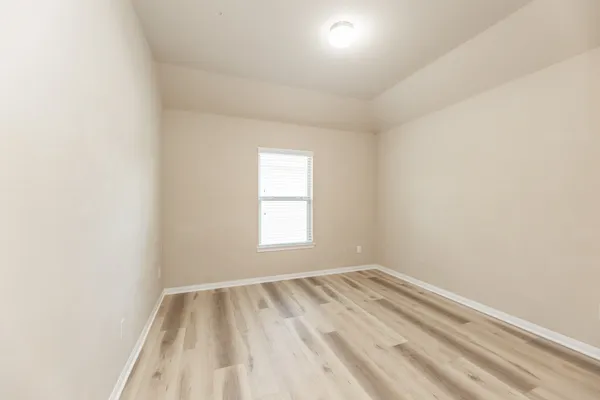 $2,500 | 2414 Garden Falls Drive, Conroe, TX 77384