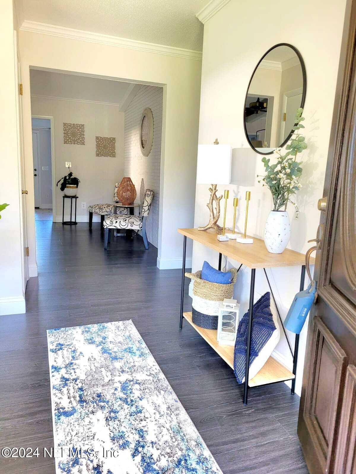 2878 Chelton Road Jacksonville, FL 32216 - Photo 6 of 28 Entry Hall