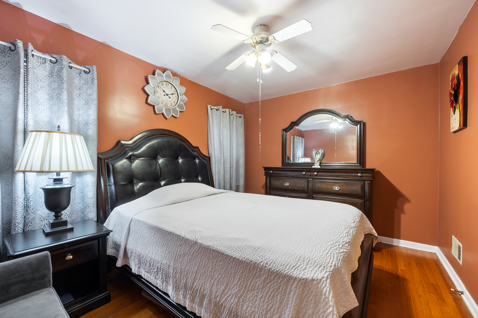 4149 West Marquette Road Chicago, IL 60629 - Photo 10 of 16 Gallery Image 10