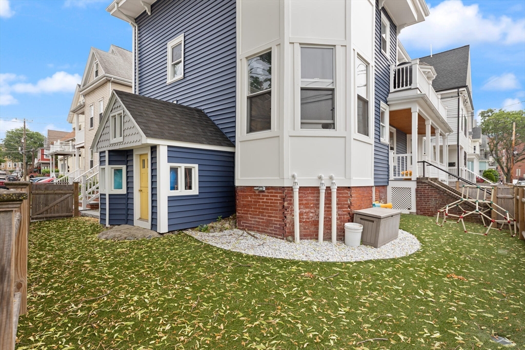 22 Radcliffe Road, Unit 2 Somerville, MA 02145 - Photo 14 of 16