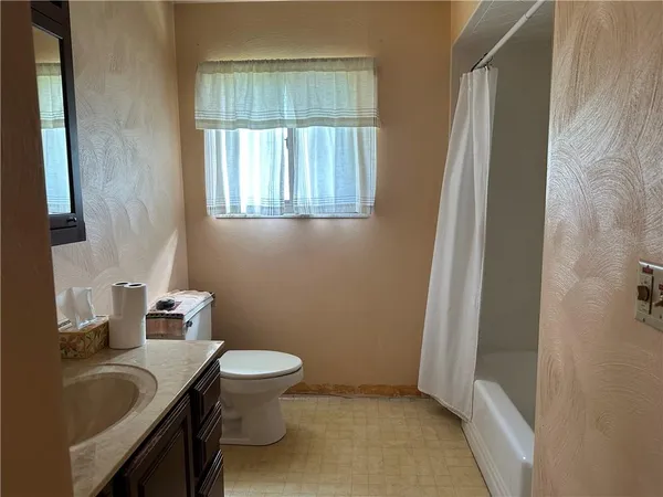 $165,000 | 1603 Travis Drive, Irwin, PA 15642