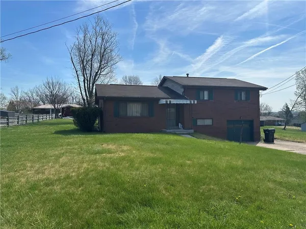 $165,000 | 1603 Travis Drive, Irwin, PA 15642