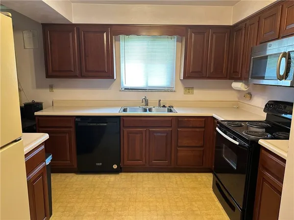 $165,000 | 1603 Travis Drive, Irwin, PA 15642