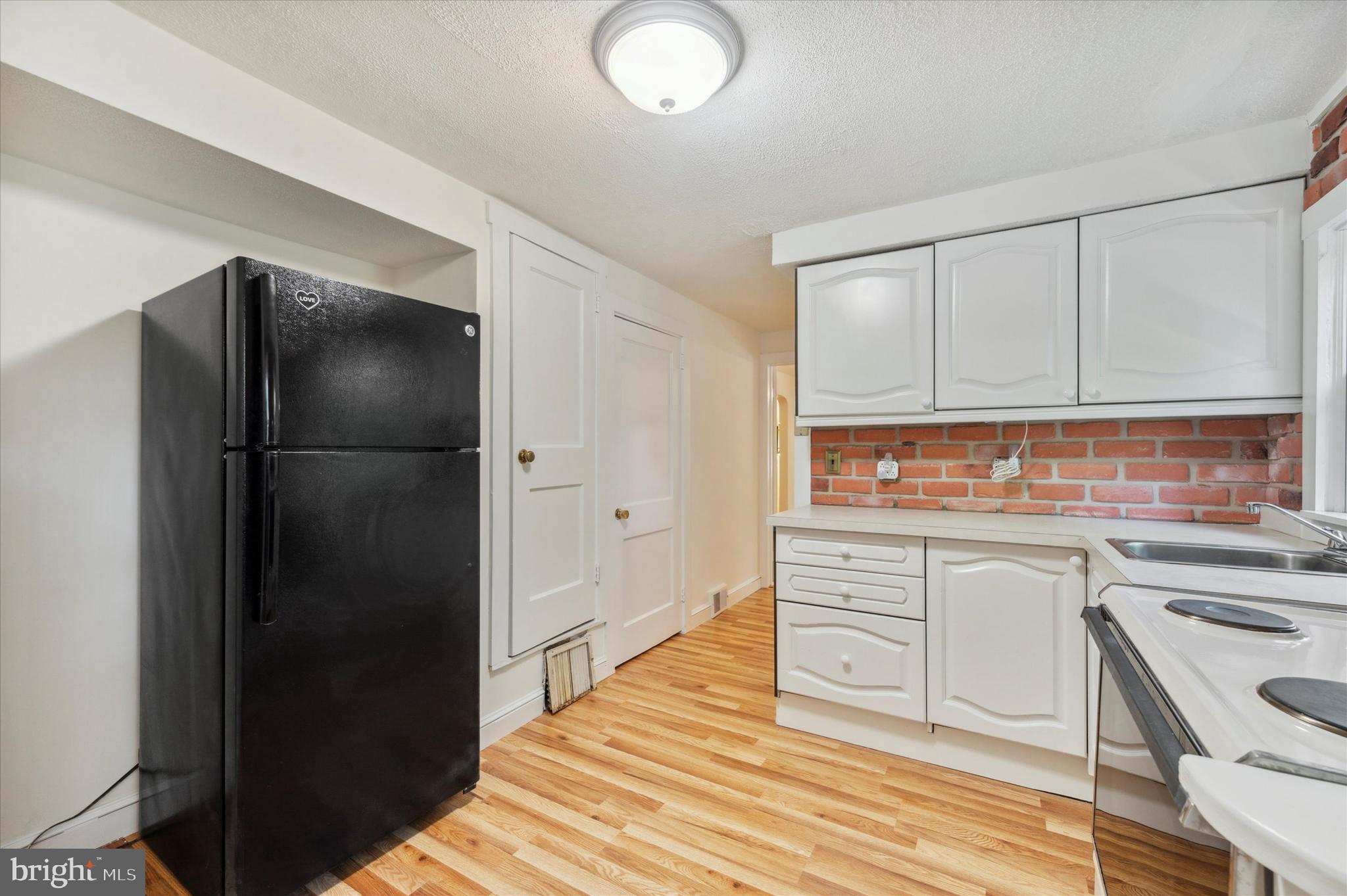 423 Haverford Road Wynnewood, PA 19096 - Photo 2 of 24 Gallery Image 2