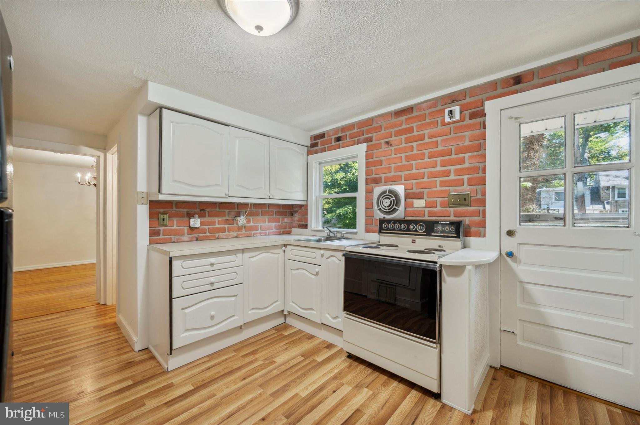 423 Haverford Road Wynnewood, PA 19096 - Photo 3 of 24 Gallery Image 3