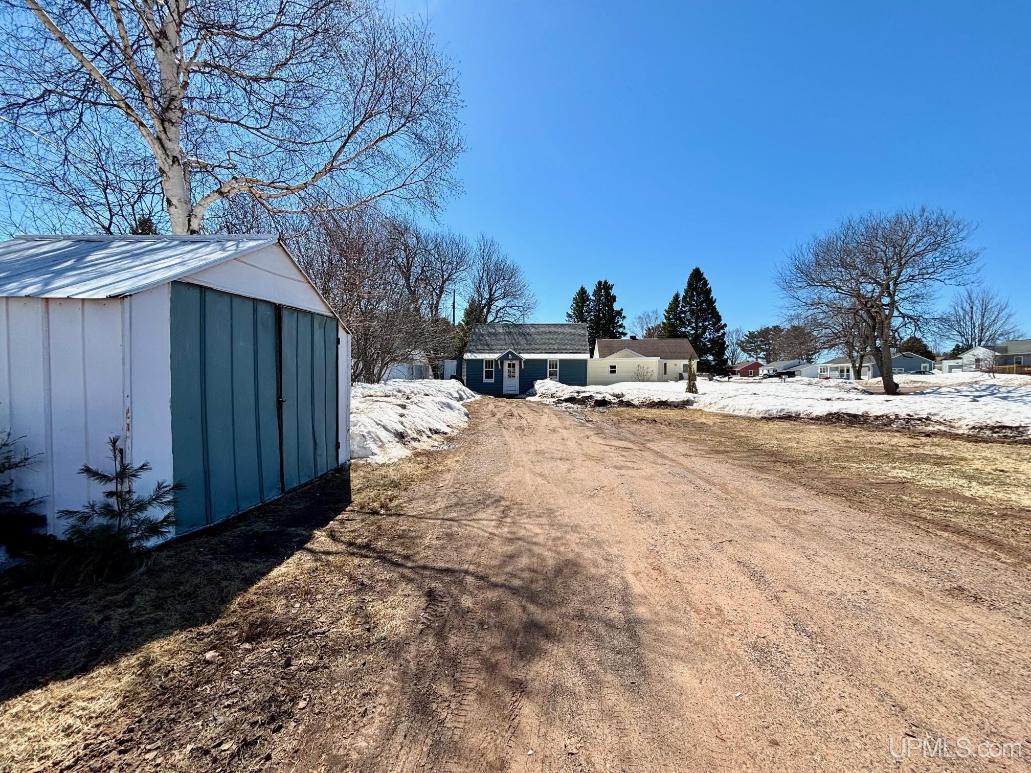 160 North Lilac Street Ishpeming, MI 49849 - Photo 42 of 44