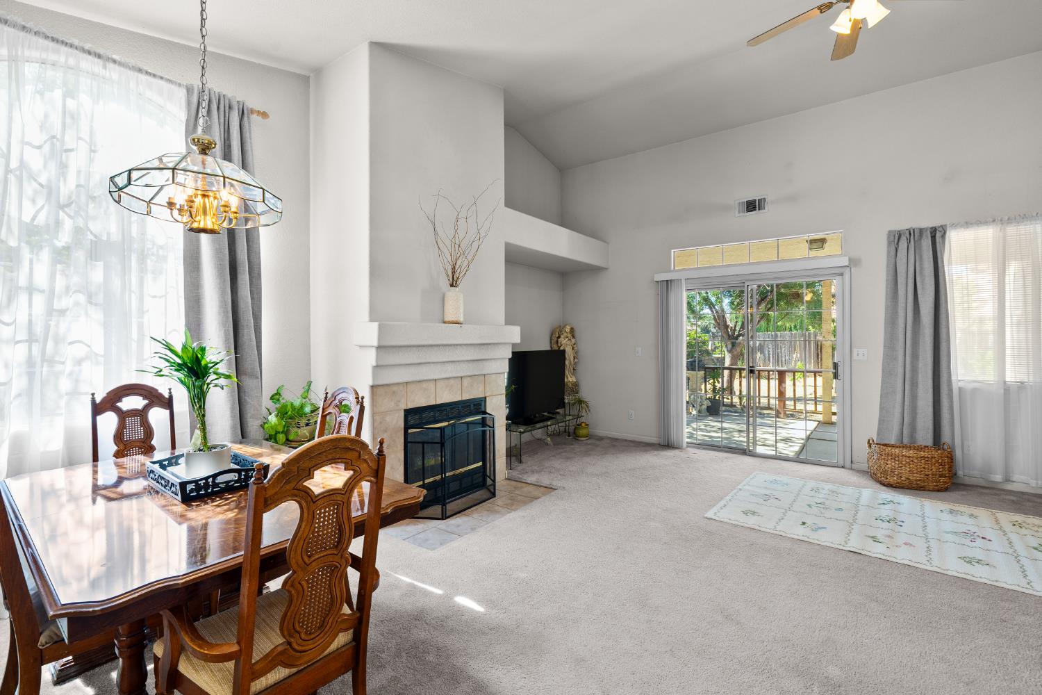 766 Willmott Road Los Banos, CA 93635 - Photo 6 of 40