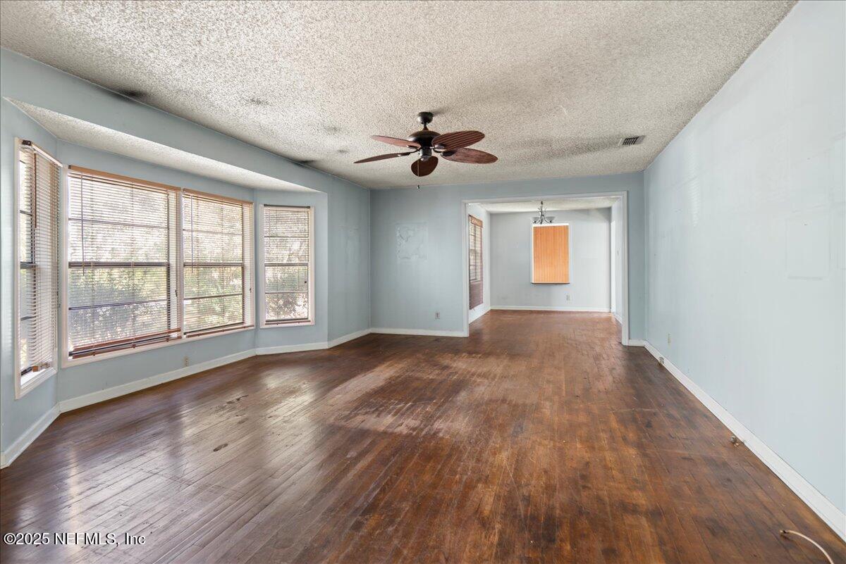 85402 Trinity Circle Yulee, FL 32097 - Photo 3 of 28 20-85402 Trinity Cir